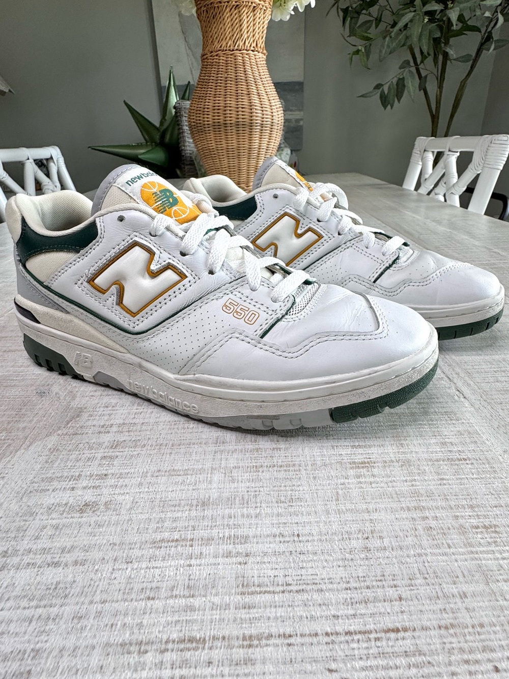 New Balance 550 White Nightwatch Green Grey Sneakers Men’s 6.5 - Picture 2 of 12